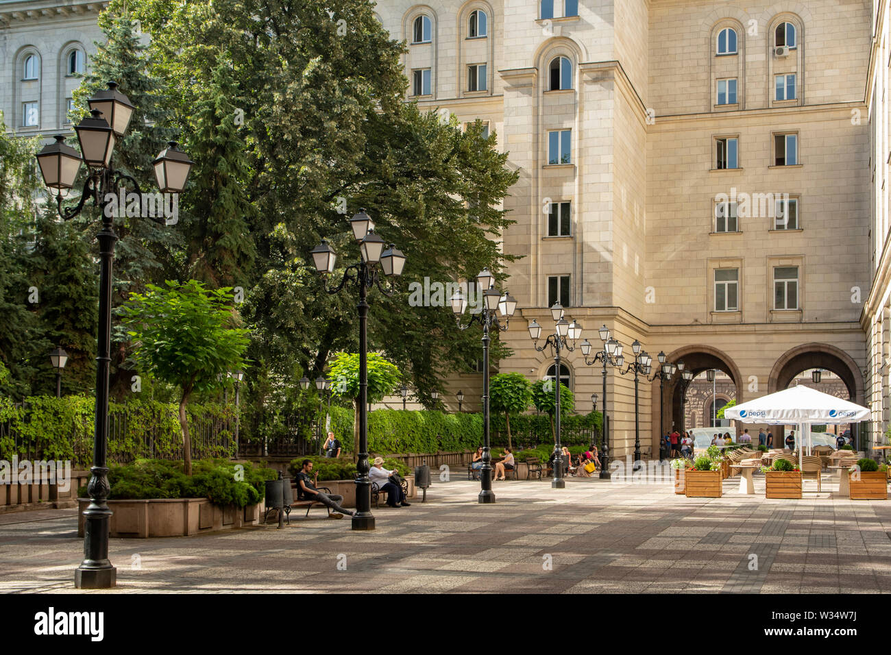 Nel cortile del presidente di edificio, Sofia, Bulgaria Foto Stock