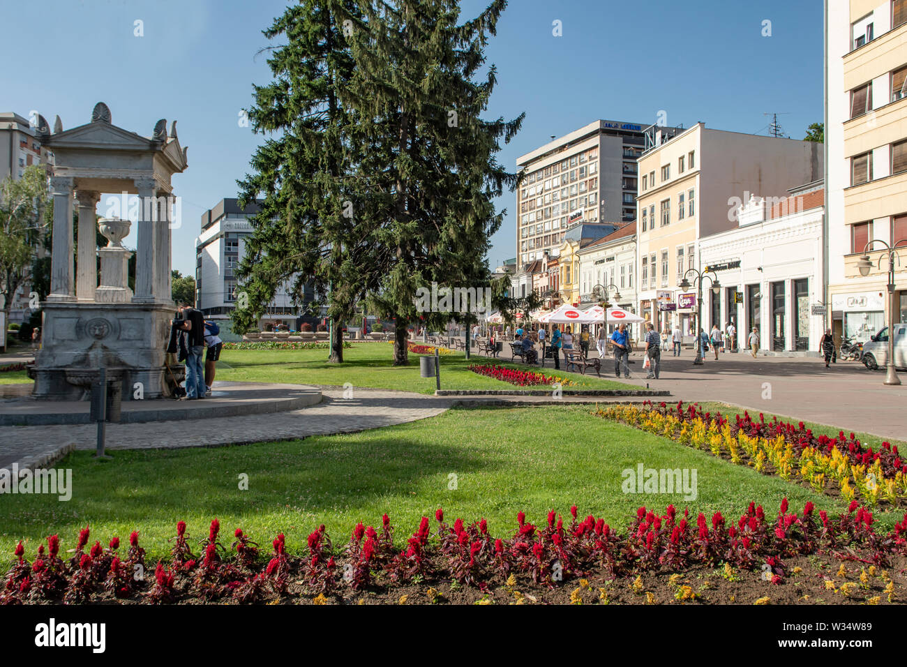 Fontanella re in Piazza Milano, Nis Serbia Foto Stock