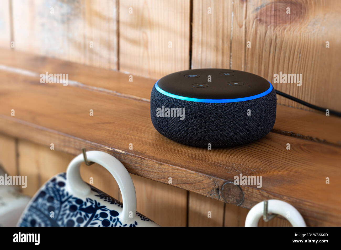 Amazon dot eco altoparlante. Foto Stock