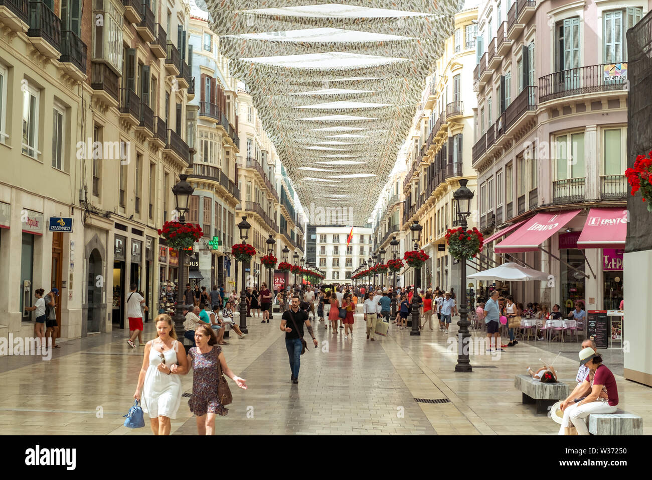 Malaga, Spagna - 23 giugno 2018. Persone su Marques de Larios strada pedonale, il centro di Malaga, Spagna Foto Stock