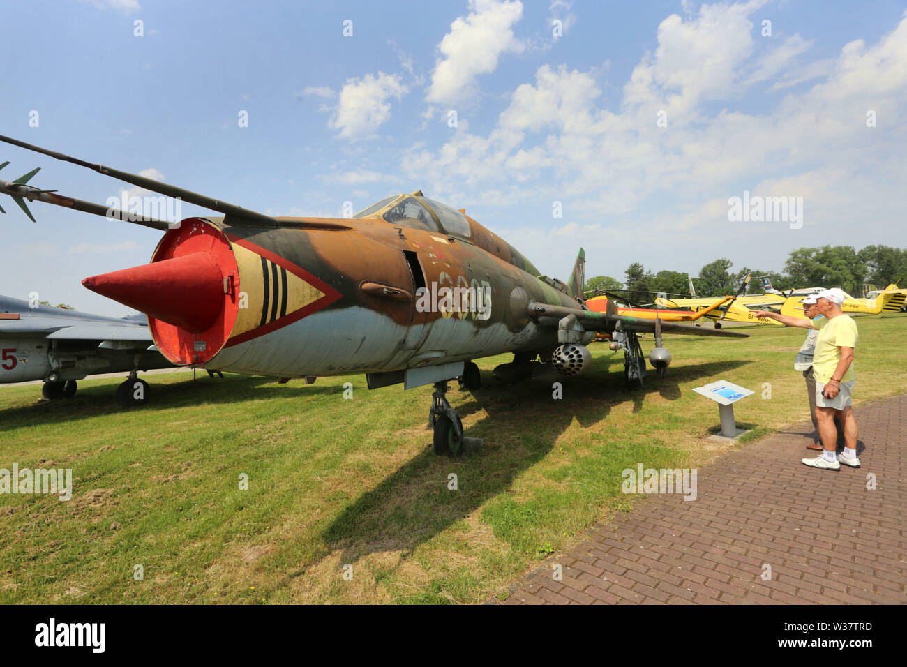 Cracovia. Cracovia. La Polonia. Museo di aviazione polacca. Sukhoi SU 22M4 'montatore 'jet fighter-bomber. Foto Stock