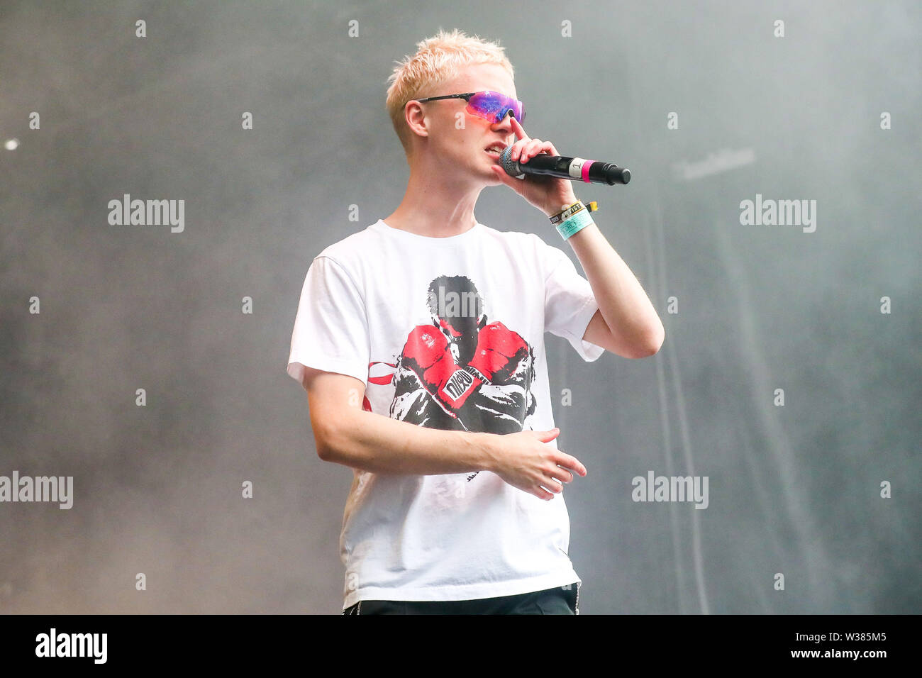 Giugno 23, 2019 - Reykjavâ€™k, Islanda - Musica rap artista STURLA ATLAS compie durante il quinto segreto Solstice Festival in Laugadalur, Reykjavâ€™k, Islanda detenute da giugno 21-23, 2019...segreto Solstice, situato appena al di fuori di Reykjavik, Islanda, coerentemente vanta una lineup che è così diversificato e distintivo come il festival nei dintorni. Presentazione di alcuni dei più grandi del mondo di artisti contemporanei, amati musicisti di culto nonché fresco talento locale la festa continua per tutta la notte con un piccolo aiuto da parte del sole di mezzanotte che è quasi sempre presente per tutta l'estate equinox. Foto Stock