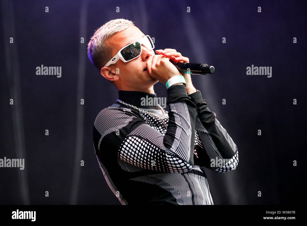 Giugno 23, 2019 - Reykjavâ€™k, Islanda - Musica rap artista STURLA ATLAS compie durante il quinto segreto Solstice Festival in Laugadalur, Reykjavâ€™k, Islanda detenute da giugno 21-23, 2019...segreto Solstice, situato appena al di fuori di Reykjavik, Islanda, coerentemente vanta una lineup che è così diversificato e distintivo come il festival nei dintorni. Presentazione di alcuni dei più grandi del mondo di artisti contemporanei, amati musicisti di culto nonché fresco talento locale la festa continua per tutta la notte con un piccolo aiuto da parte del sole di mezzanotte che è quasi sempre presente per tutta l'estate equinox. Foto Stock
