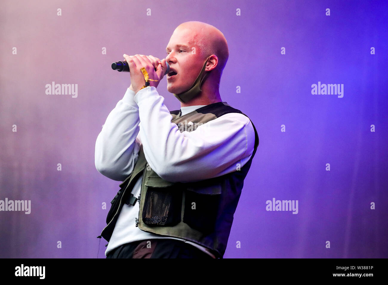 Giugno 23, 2019 - Reykjavâ€™k, Islanda - Musica rap BIRNIR artista compie durante il quinto segreto Solstice Festival in Laugadalur, Reykjavâ€™k, Islanda detenute da giugno 21-23, 2019...segreto Solstice, situato appena al di fuori di Reykjavik, Islanda, coerentemente vanta una lineup che è così diversificato e distintivo come il festival nei dintorni. Presentazione di alcuni dei più grandi del mondo di artisti contemporanei, amati musicisti di culto nonché fresco talento locale la festa continua per tutta la notte con un piccolo aiuto da parte del sole di mezzanotte che è quasi sempre presente per tutta l'estate equinox. (Credi Foto Stock