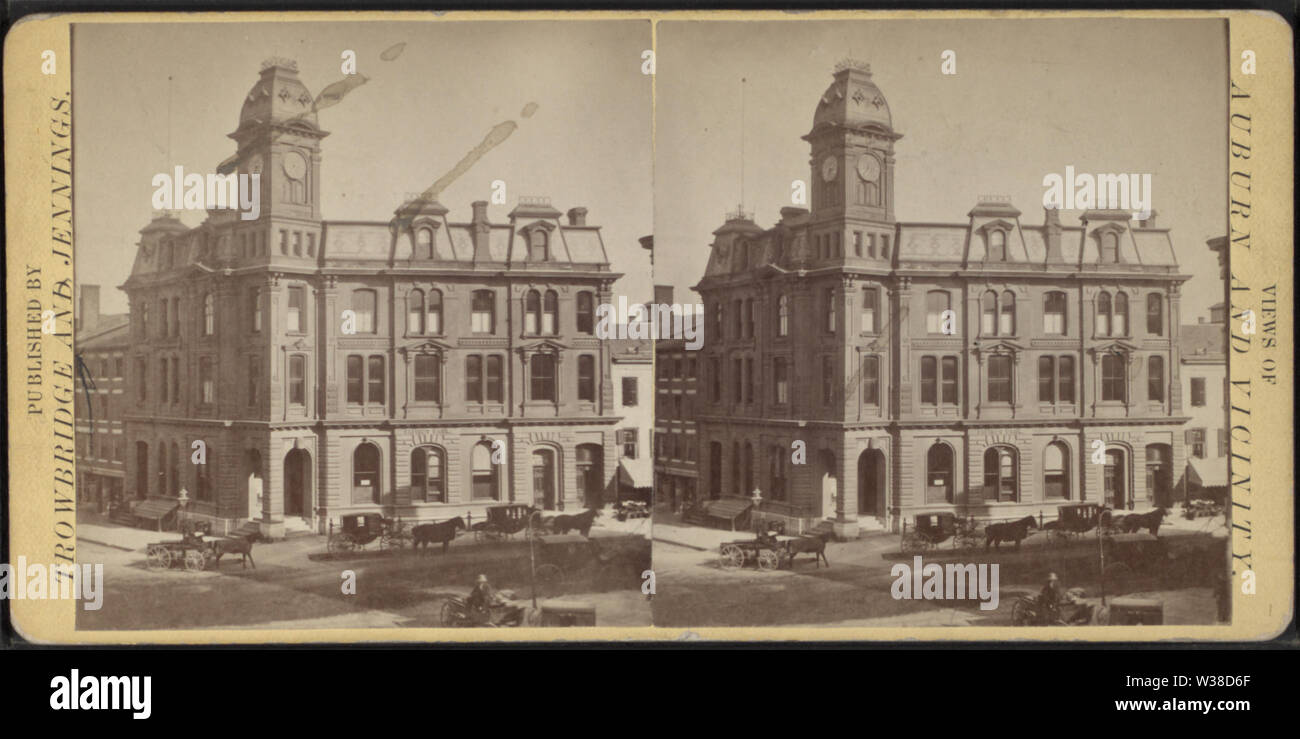 Vista di una banca edificio con torre dell'orologio, da Trowbridge & Jennings Foto Stock