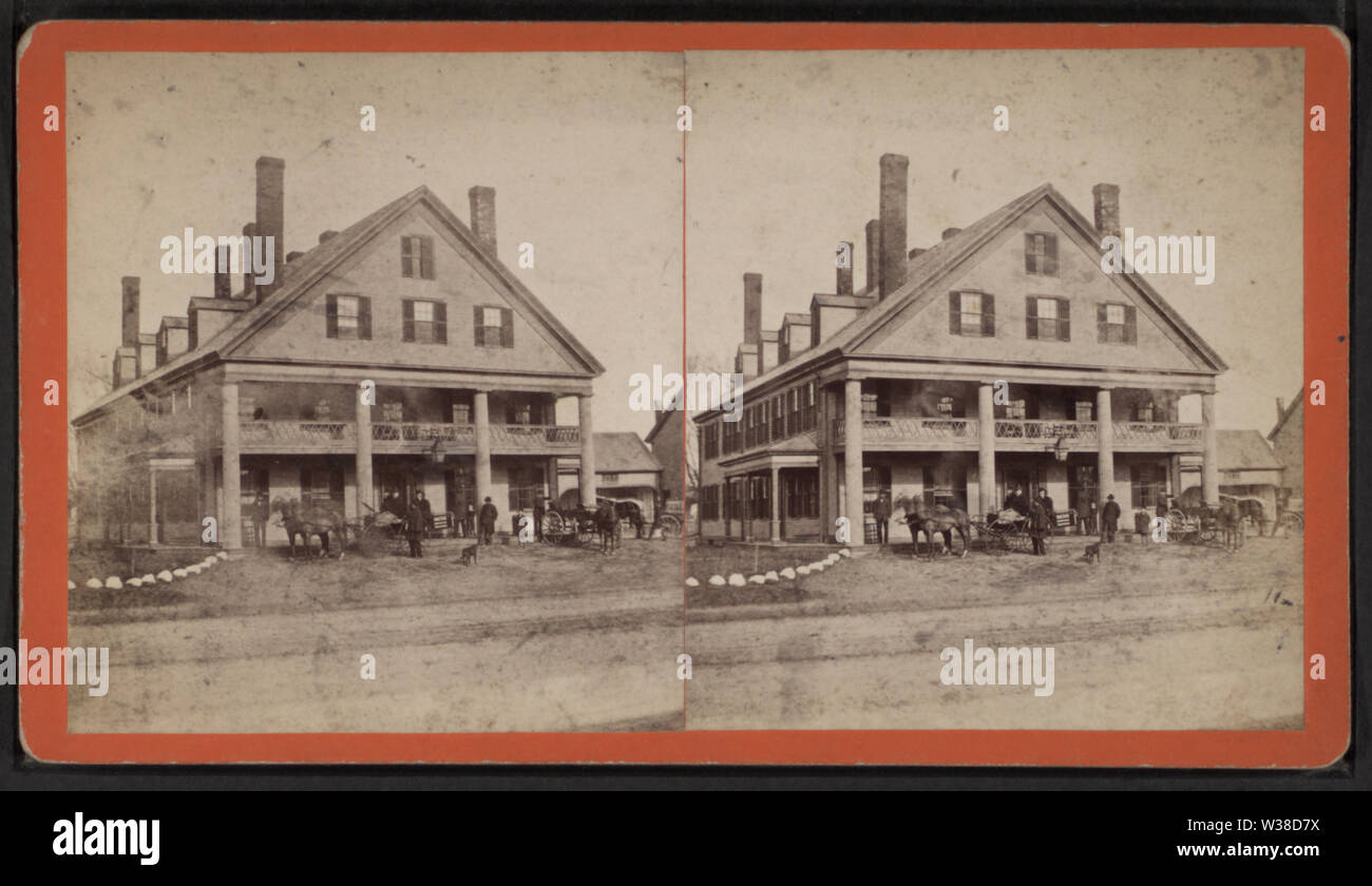 Vista di un edificio con carrozze a cavallo nella parte anteriore, da Robert N Dennis raccolta di vista stereoscopica Foto Stock