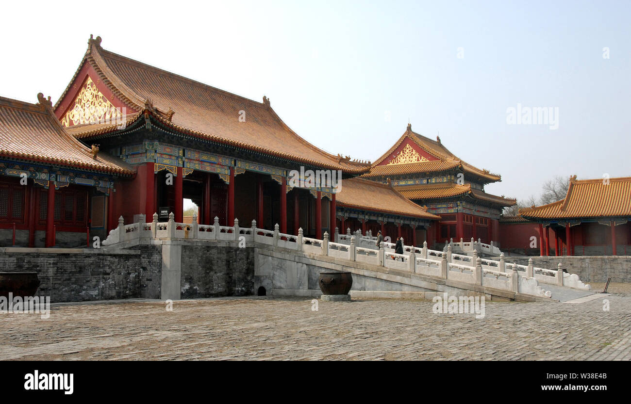 La città proibita a Pechino, Cina. Una serranda tradizionale dentro la Città Proibita. La Città Proibita è tradizionale architettura cinese. UNESCO di Pechino. Foto Stock