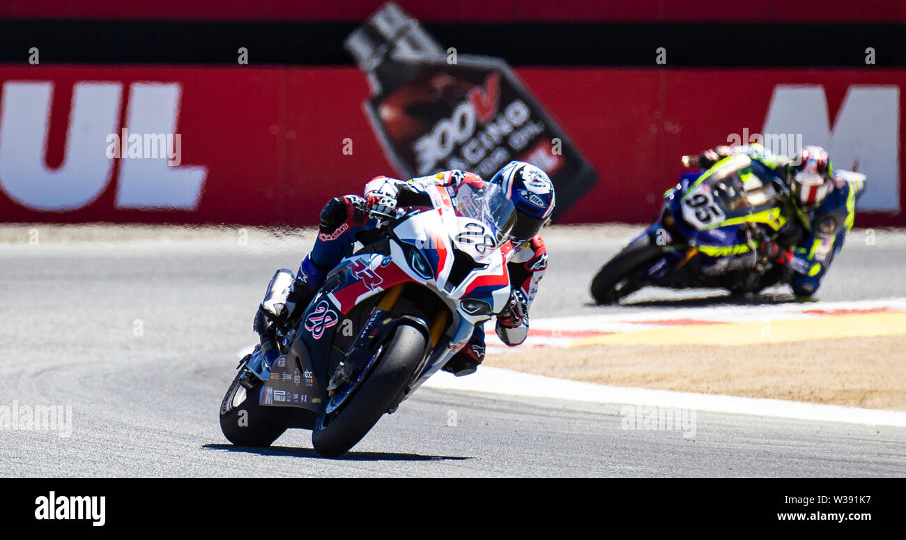 Monterey, CA, Stati Uniti d'America. 13 Luglio, 2019. Un # 28 Markus Reiterberger proveniente in uscita di curva 11 durante il Motul FIM Superbike World Championship Geico U.S. Round Tissot Superpole a Weathertech Raceway Laguna Seca Monterey, CA Thurman James/CSM/Alamy Live News Foto Stock