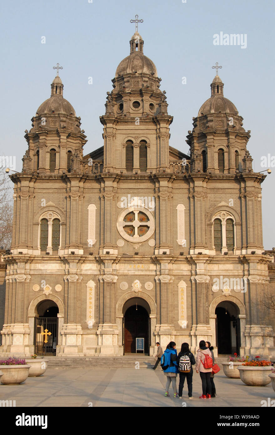 San Giuseppe Chiesa Cattedrale di Wangfujing, Wangfujing Street, Pechino, Cina. Wangfujing è una strada dello shopping di Pechino. Chiesa di Wangfujing di Pechino. Foto Stock