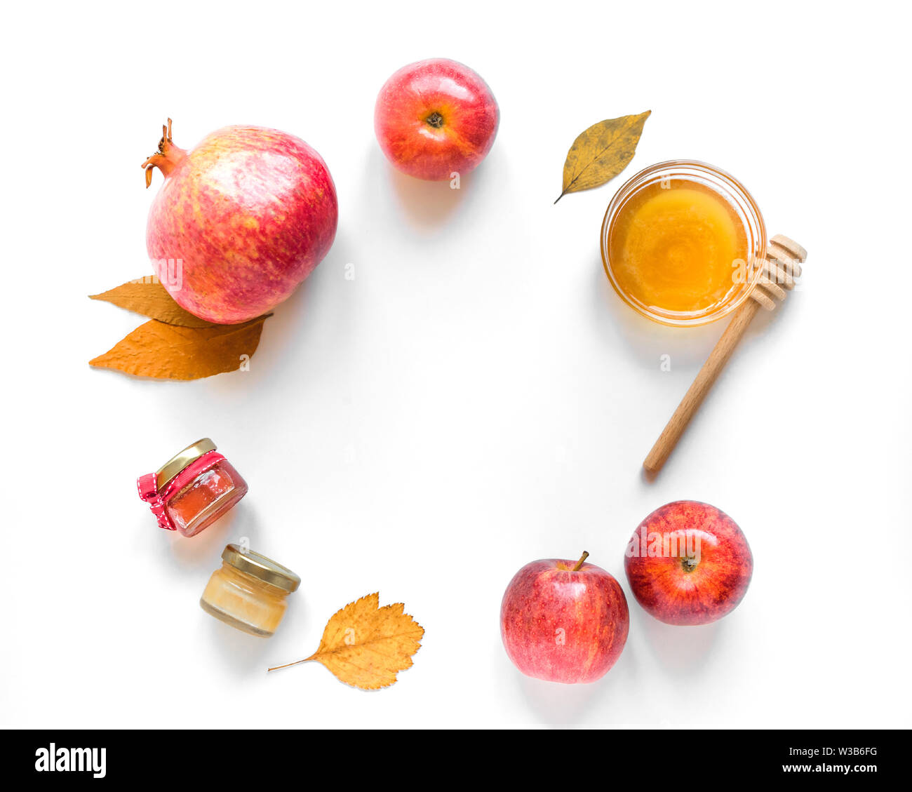 Rosh hashanah (ebreo nuovo anno di vacanza) concetto. Simboli tradizionali, vista dall'alto, copia dello spazio. Foto Stock