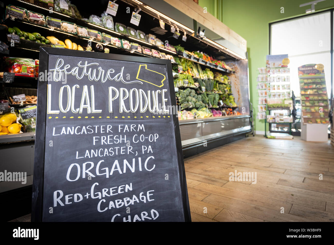 Prodotti locali Sign In Pennsylvania, USA il negozio di alimentari Foto Stock