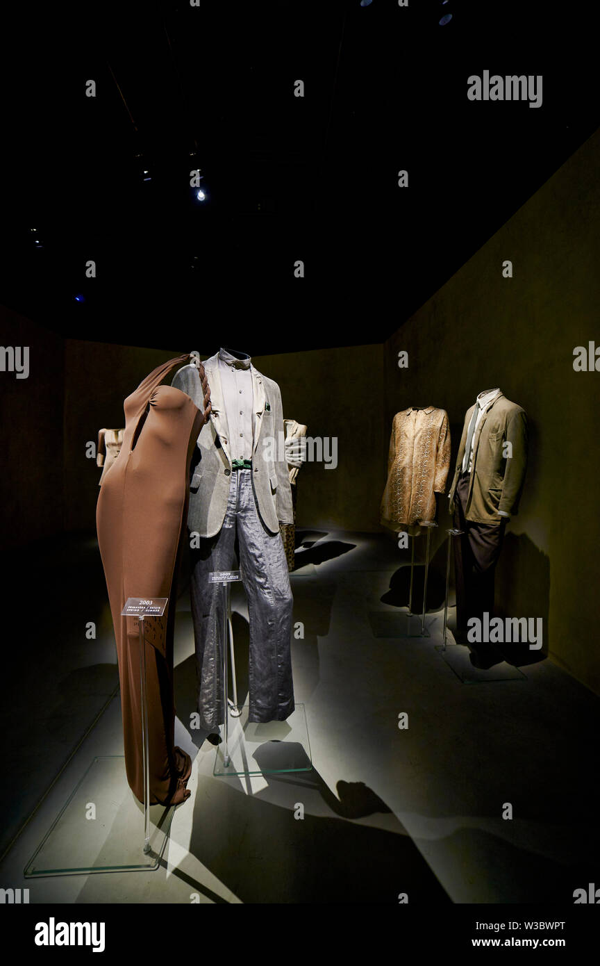 Armani Silos è una moda arte Museo di Milano Italia dedicata all'Armani stile. Lo spazio espositivo è stato inaugurato nel 2015 ed è un soggiorno open-per-th Foto Stock