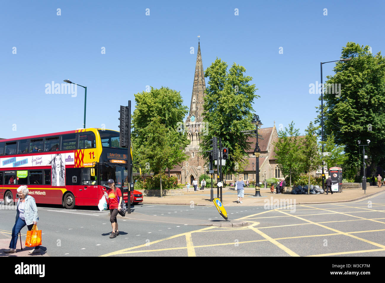 Chiesa di tutti i santi e facility, Vicarage Road, Kings Heath Village, Birmingham, West Midlands, England, Regno Unito Foto Stock