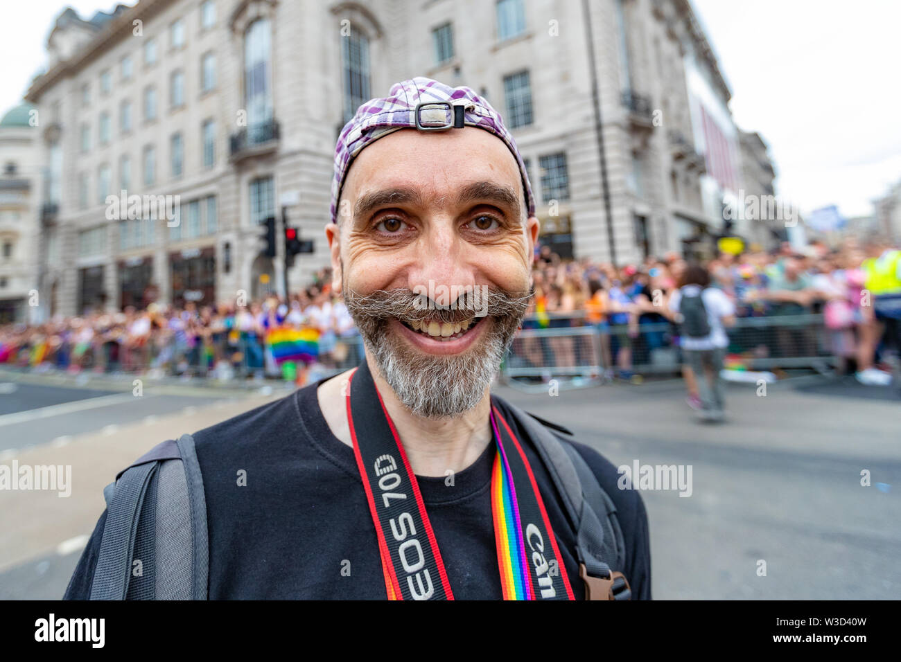 London Pride 2019 Marzo Parade protesta Gay LGBT LGBTQ Lesbica Foto Stock