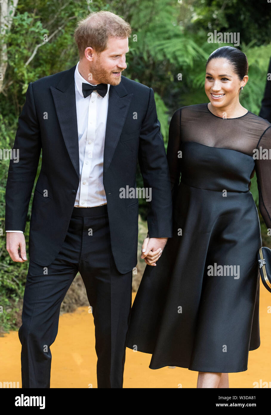 Londra, Regno Unito. Il 14 luglio 2019. Leicester Square, Londra, Regno Unito. 14 Luglio, 2019. Meghan, duchessa di Sussex e il principe Harry frequentare il Re Leone Premiere europeo, Londra, Regno Unito. Credito: Jeff Gilbert/Alamy Live News Foto Stock