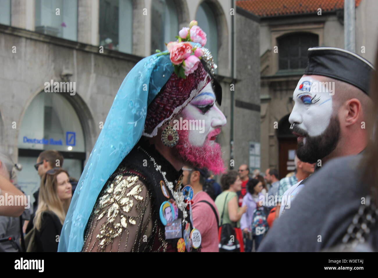 La comunità LGBT in occasione del Christopher Street Day, Germania, Marienplatz. Monaco di Baviera. Foto Stock