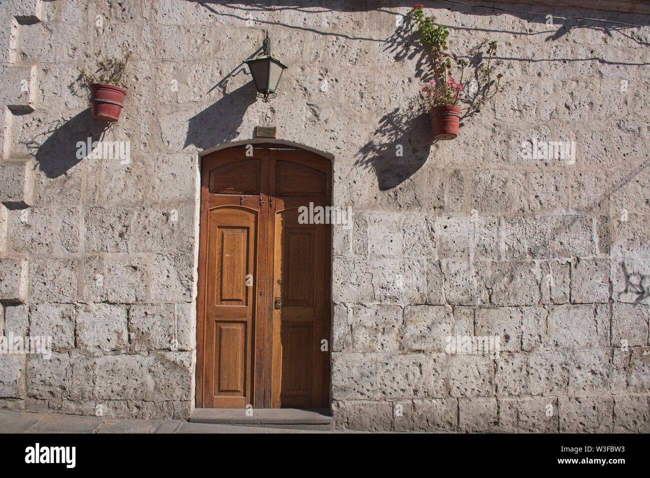 Vulcanica Sillar architettura nel quartiere San Lorenzo di Arequipa, Perù Foto Stock