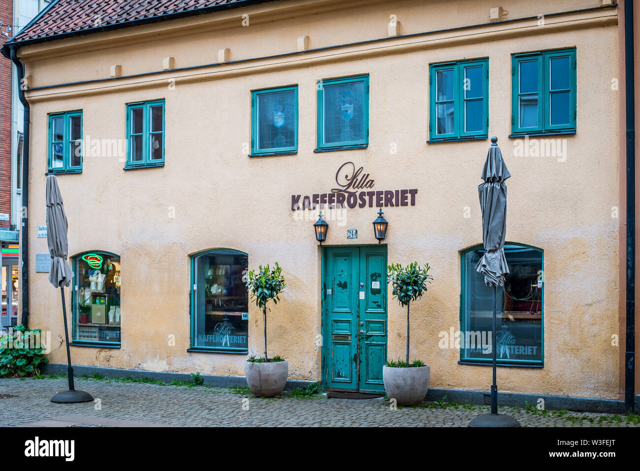 Lilla Kafferosteriet, esterna di un antico coffee shop nella città vecchia di Malmoe, Svezia, 22 maggio 2019 Foto Stock