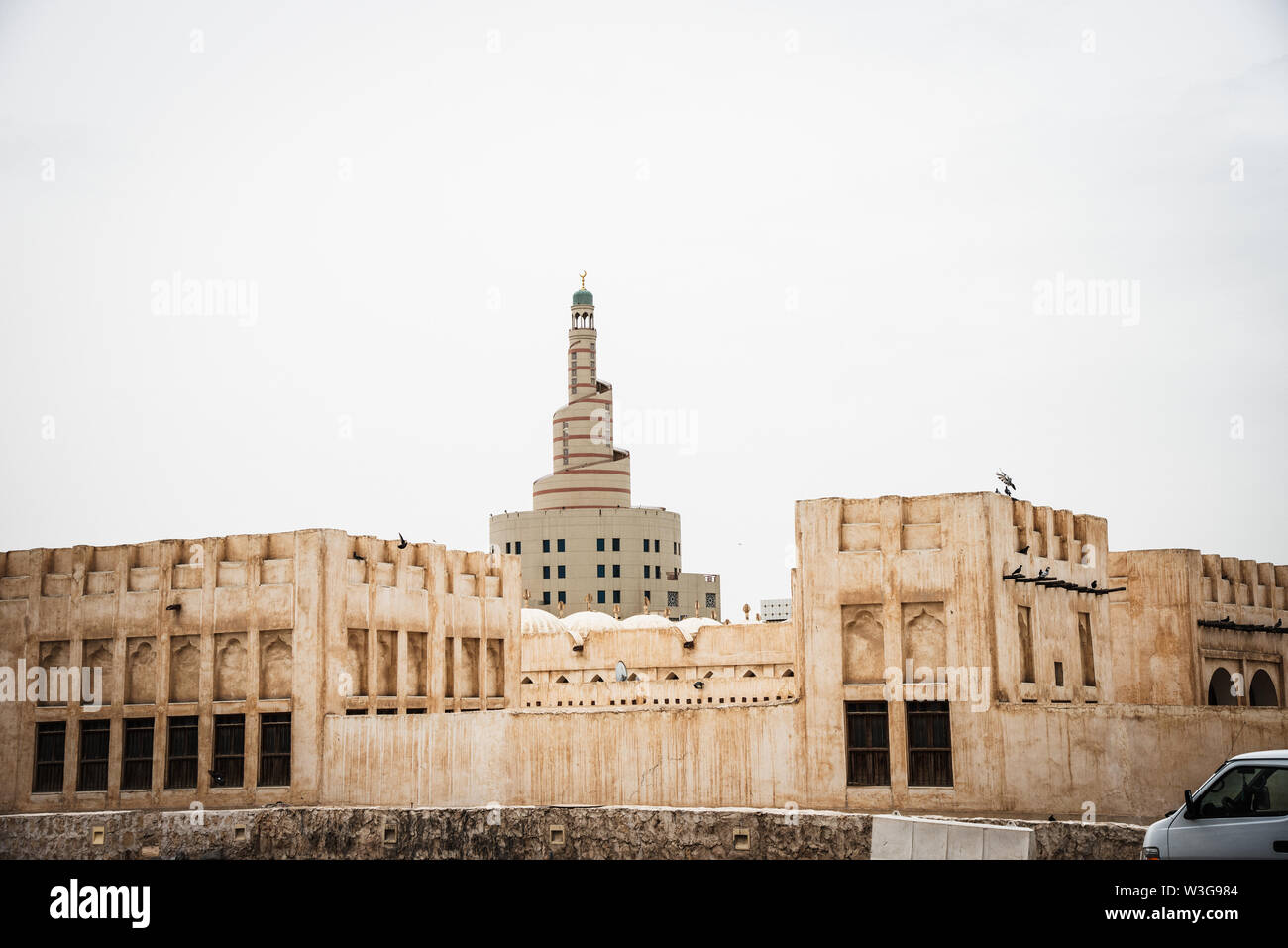 Al Fanar moschea, soprannominato la moschea a spirale, a Doha, in Qatar. Foto Stock