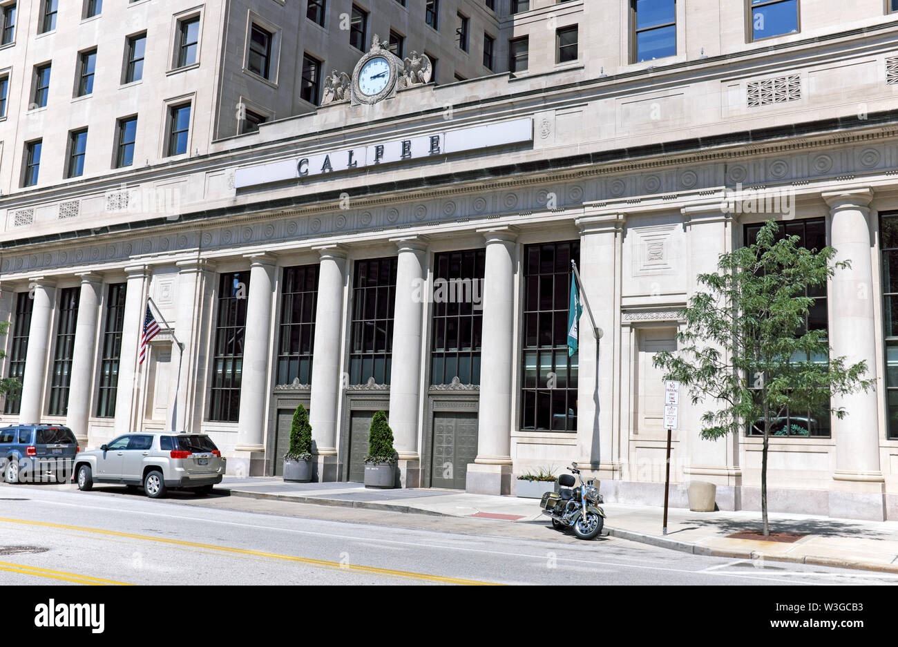 La facciata esterna Beaux Arts dello storico Calfee Building sulla E. 6th nel centro di Cleveland, Ohio, ospita lo studio legale Calfee, Halter e Griswold. Foto Stock