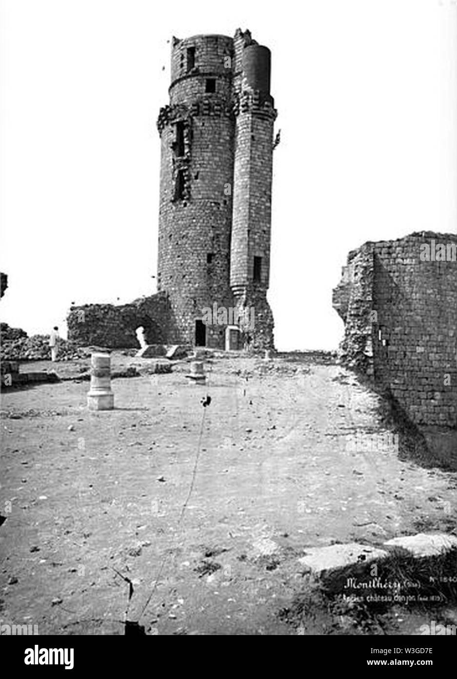 Château (ancien) - mastio - Montlhéry - Médiathèque de l'architecture et du patrimoine - APMH00001840. Foto Stock