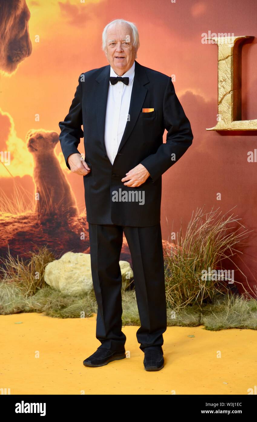Sir Tim Rice. The Lion King Premiere europeo, Odeon Luxe, Leicester Square, Londra. Regno Unito Foto Stock