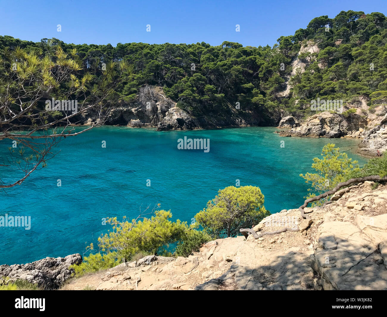 La baia di Cala Matano nelle isole Tremiti in Italia Foto Stock