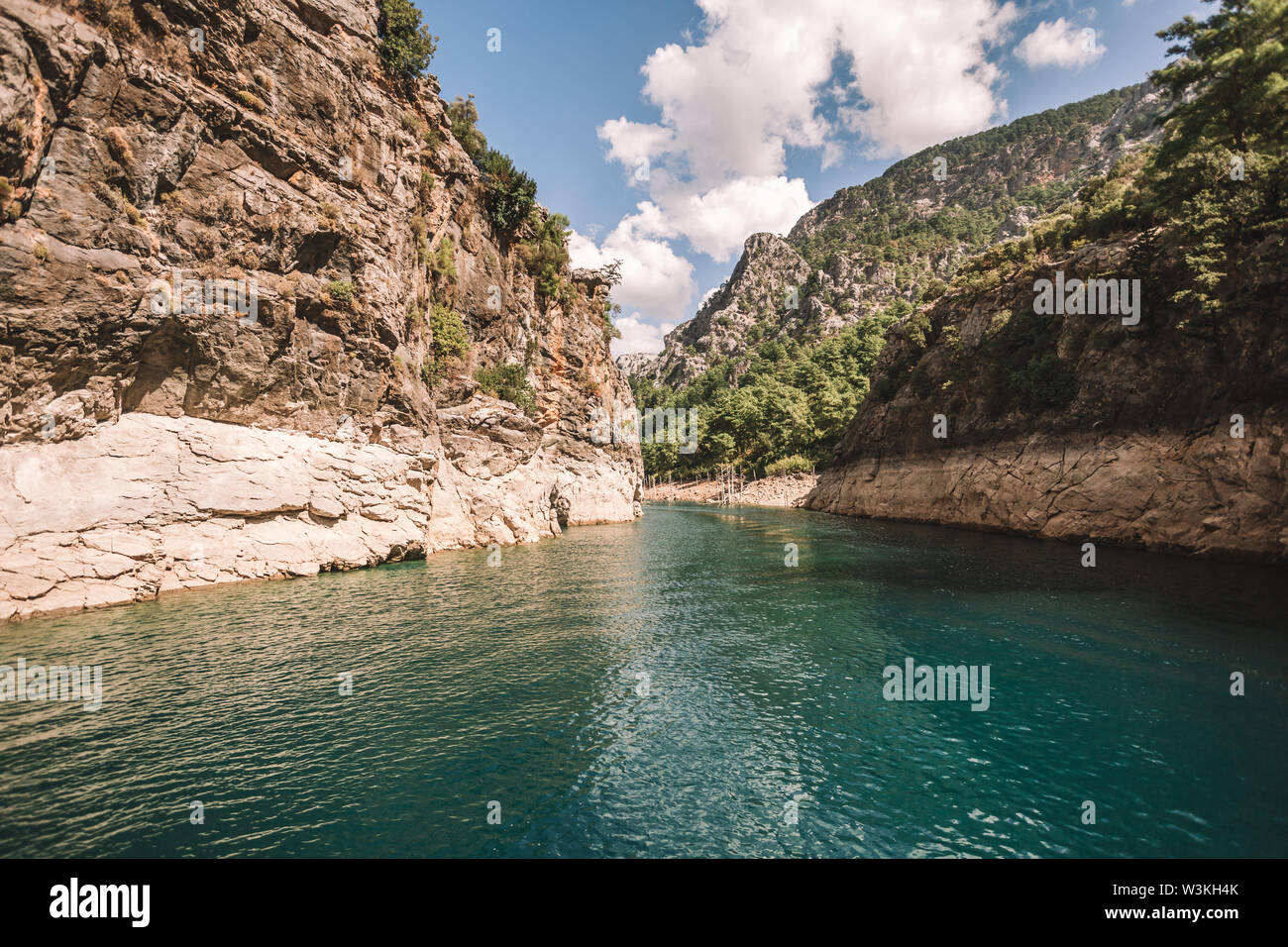 Green Canyon in un serbatoio di montagna, Turchia, cancellare bluew acqua di fiume Manavgat Foto Stock