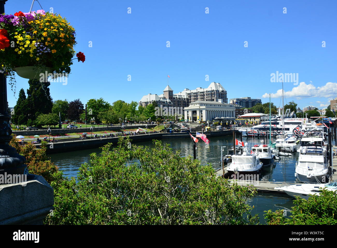 Porto interno a Victoria BC, Canada in una splendida giornata turistica. Foto Stock