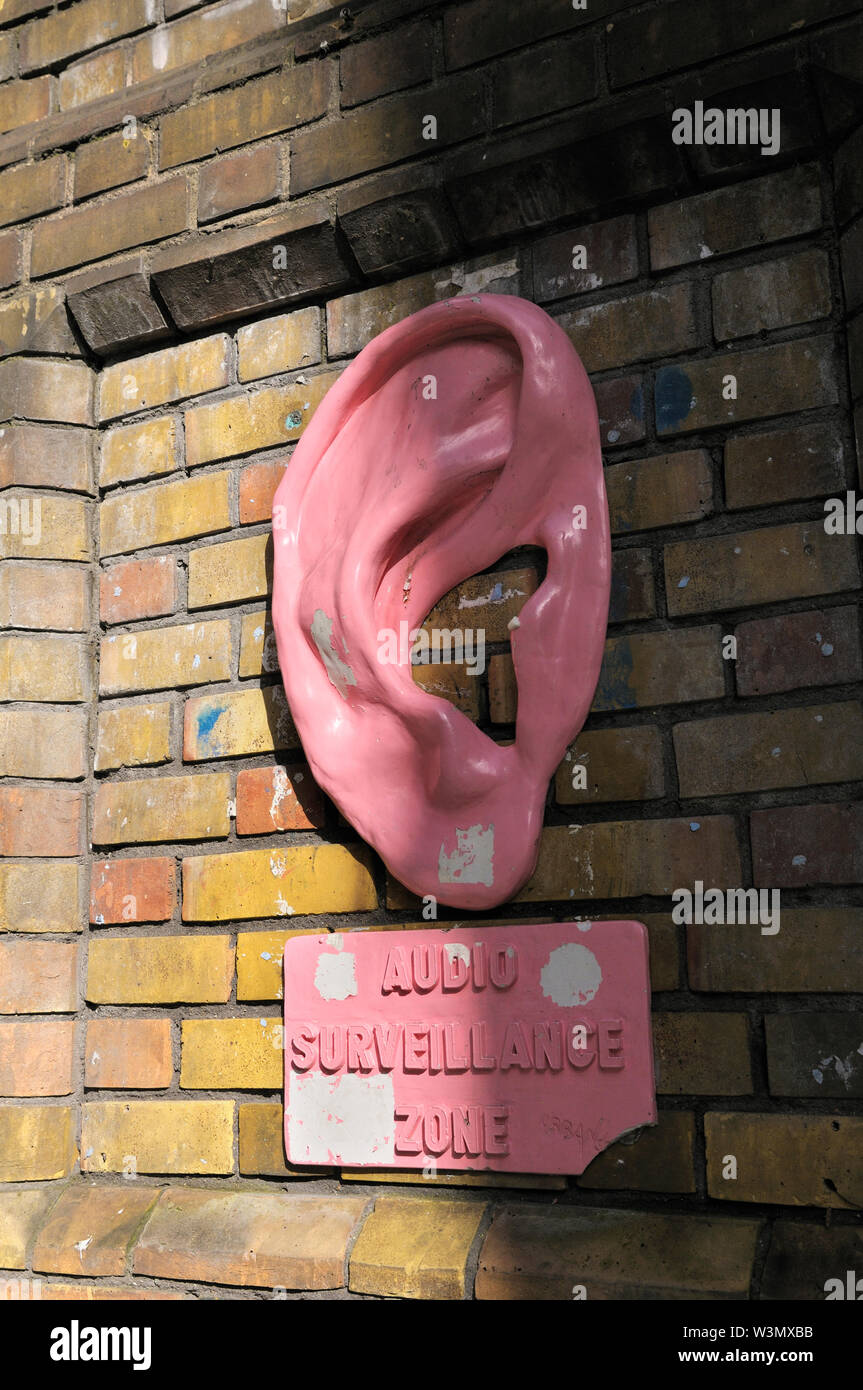 3D Arte di strada scultura di Urbansolid, Brick Lane, East London, England, Regno Unito Foto Stock