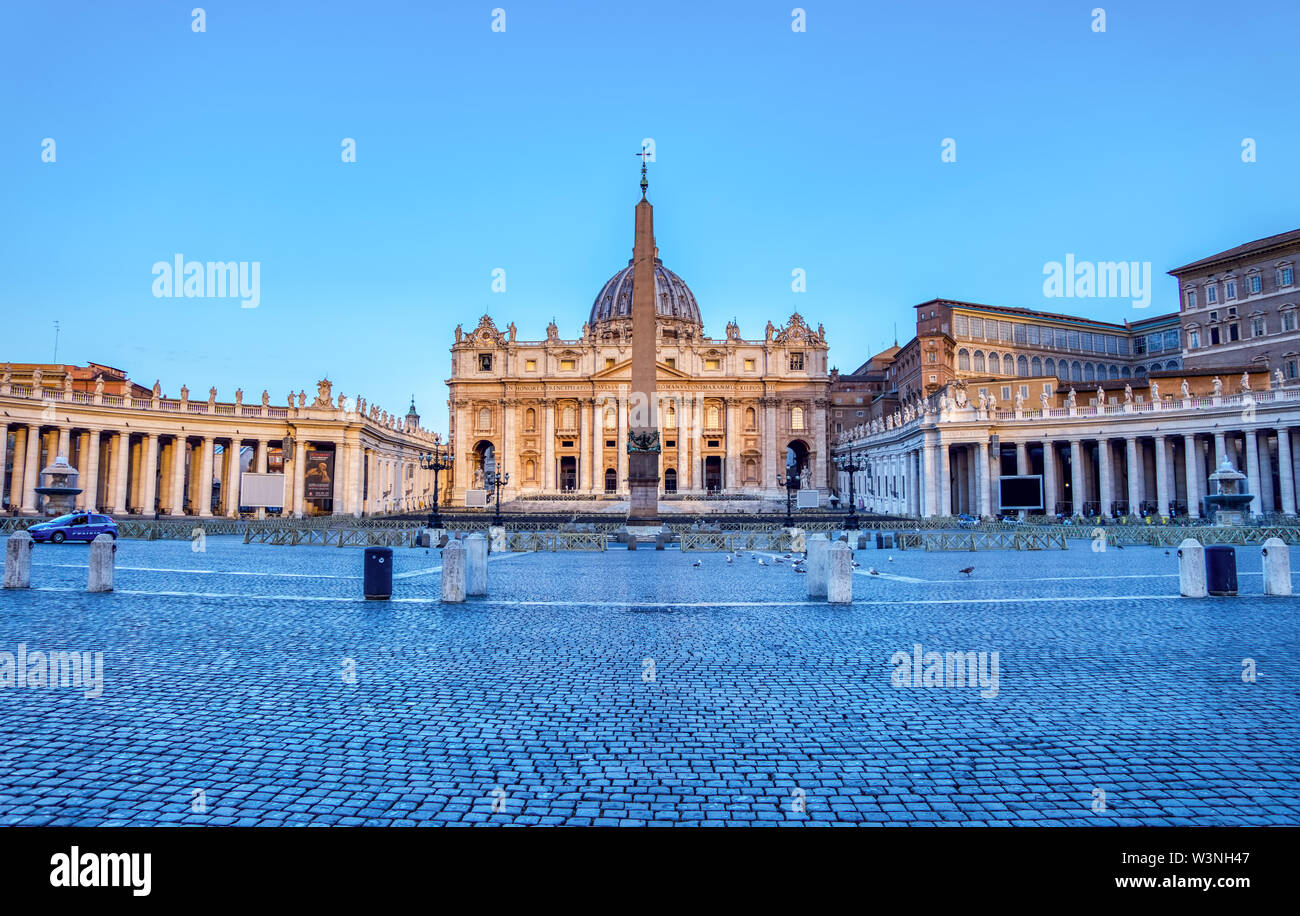 Piazza San Pietro nella Città del Vaticano - Roma, Italia Foto Stock