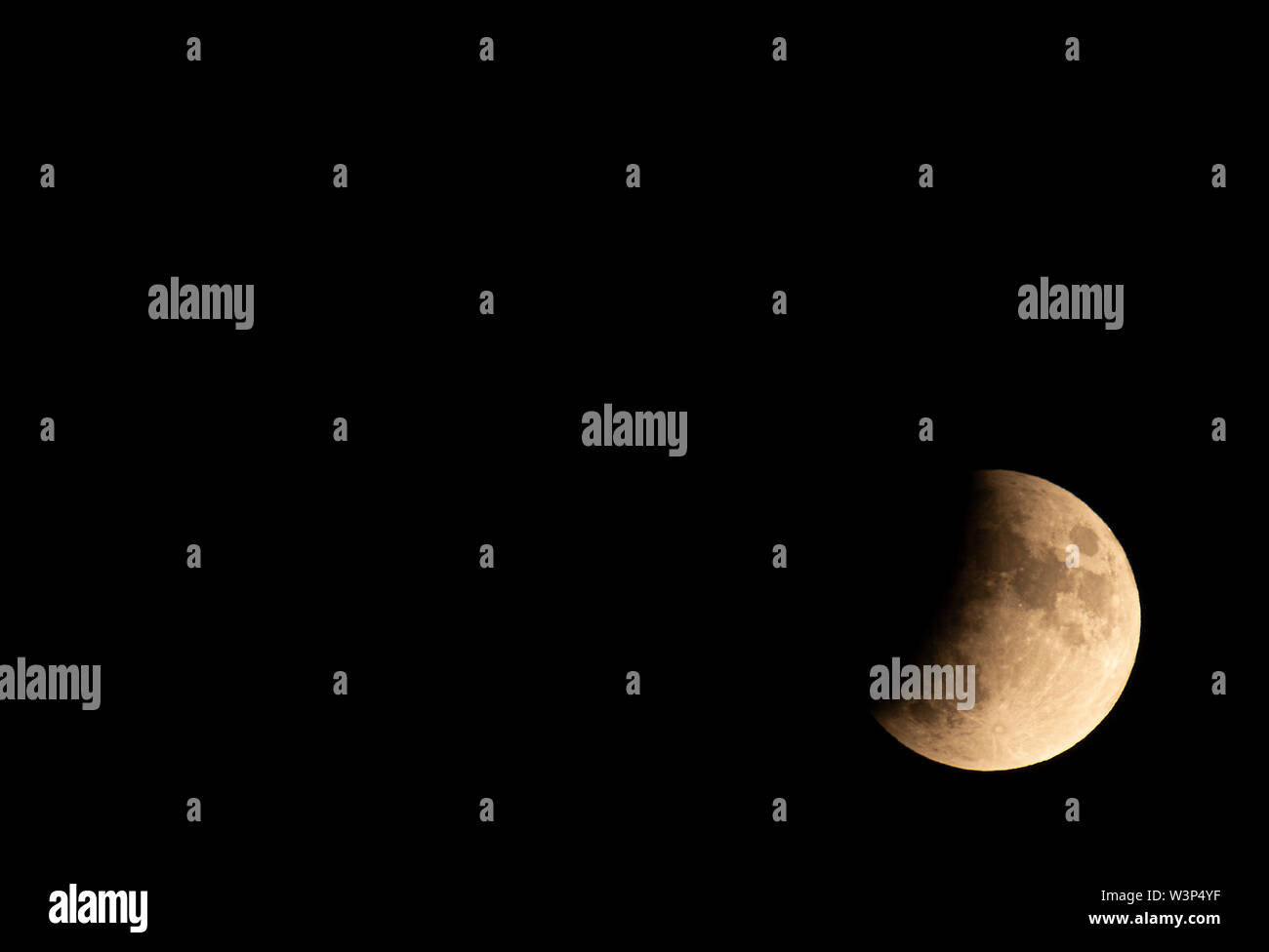 Eclissi lunare fotografata da Roma il 16 luglio 2019 - Lunar Eclipse fotografata da Roma sulla luglio 16, 2019 - Claudio Sisto Foto Stock