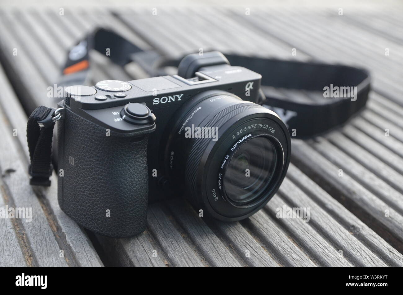 Fotocamera Mirrorless Sony a6500 Foto Stock