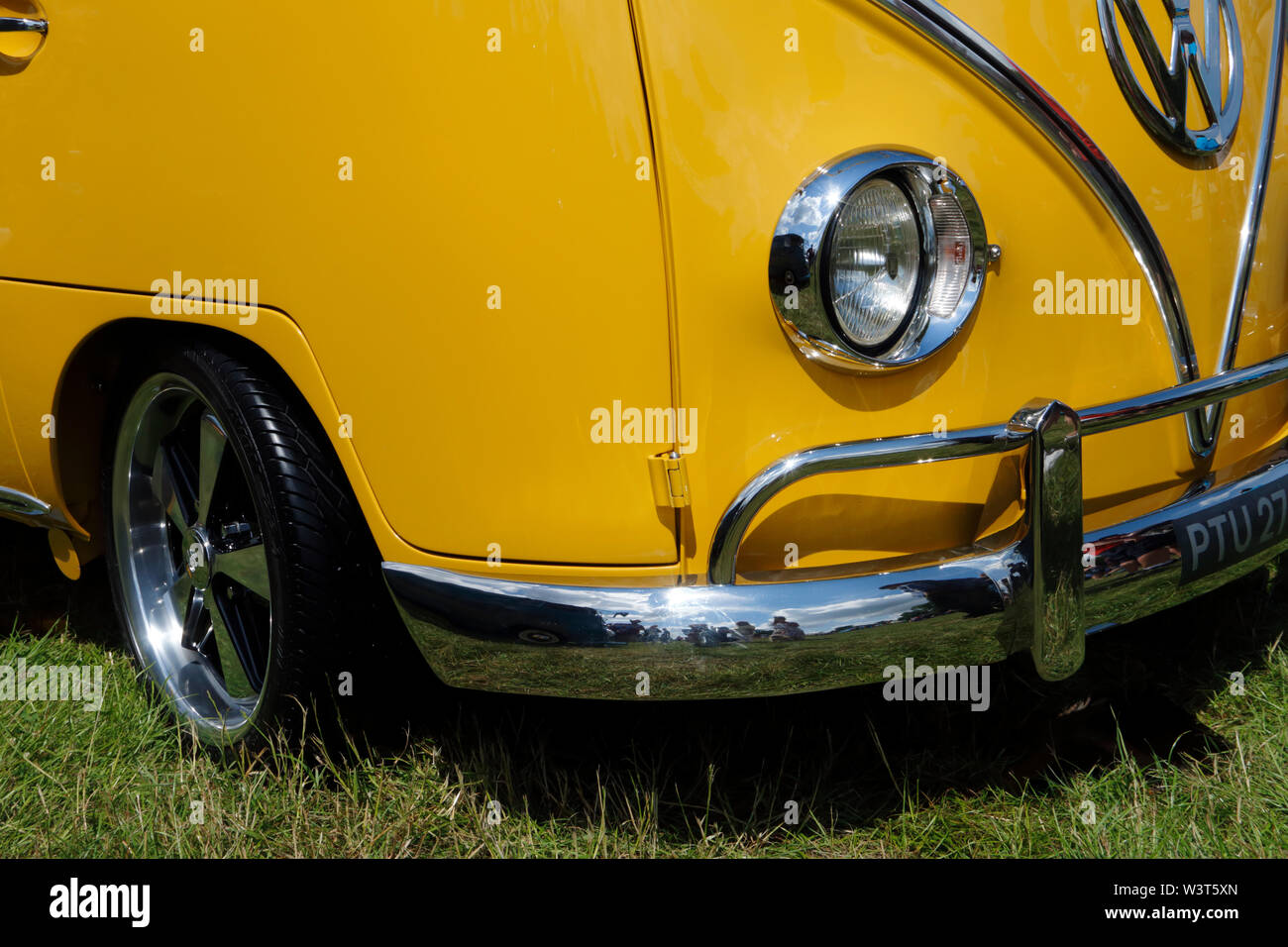 Un tipo di VW Transporter 2 in 'show e brillare' al 2019 Camper mostrano Inceppamento nello Shropshire, Inghilterra. Foto Stock