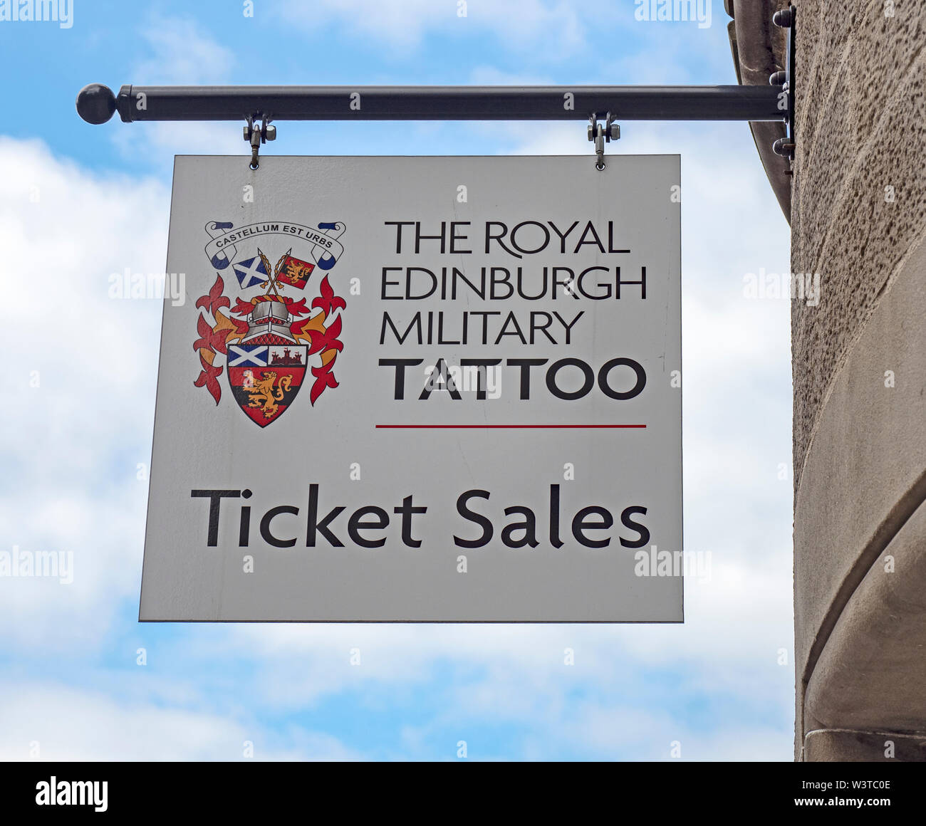 Il segno della biglietteria del Royal Edinburgh Tattoo militare. La manifestazione si svolge ogni agosto come parte del Festival di Edimburgo. Foto Stock