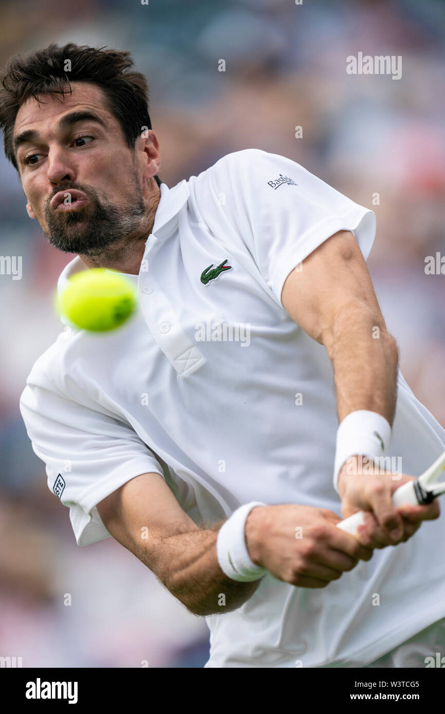 Jeremy Chardy della Francia in azione contro Cameron Norrie di GBR a valle della natura International 2019, Devonshire Park, Eastbourne Foto Stock