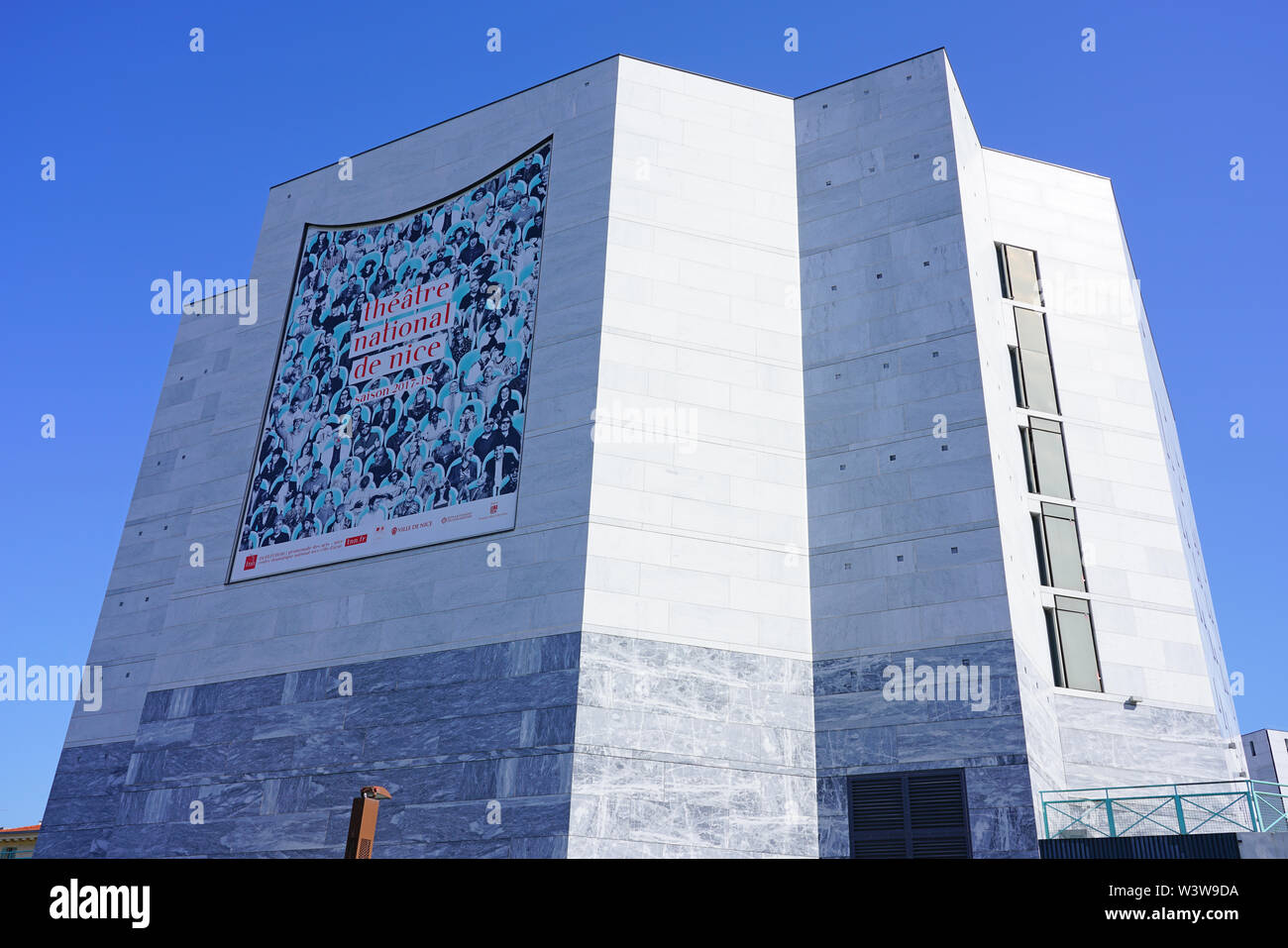 Nizza, Francia -17 APR 2018- Veduta del Teatro Nazionale de Nice (TNN), un punto di riferimento teatro di Nizza, Francia. Foto Stock