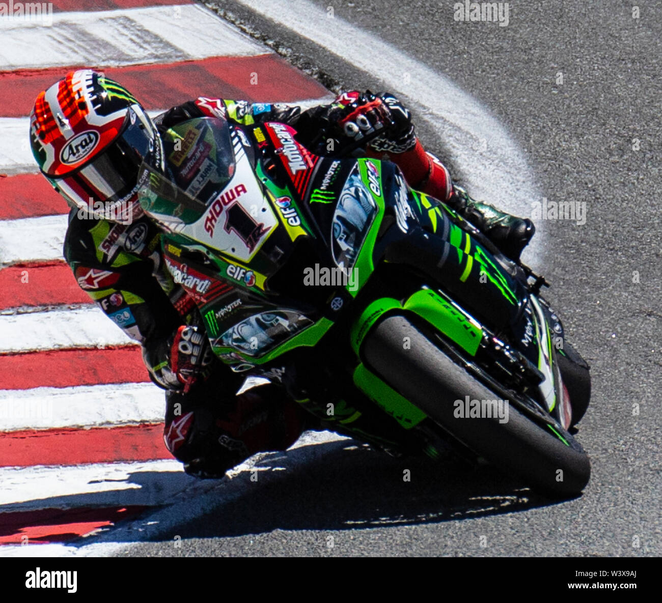 Monterey, CA, Stati Uniti d'America. 14 Luglio, 2019. A. # 1 Jonathan Rea in cavatappi durante il Motul FIM Superbike World Championship Geico U.S. Giro del Mondo SBK gara 2 a Weathertech Raceway Laguna Seca Monterey, CA Thurman James/CSM/Alamy Live News Foto Stock