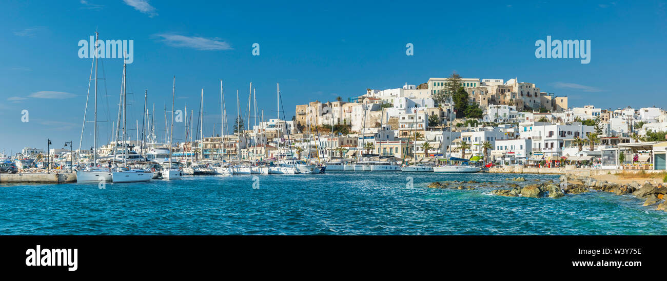 Porto di Naxos Town, Naxos, Cyclade Islands, Grecia Foto Stock