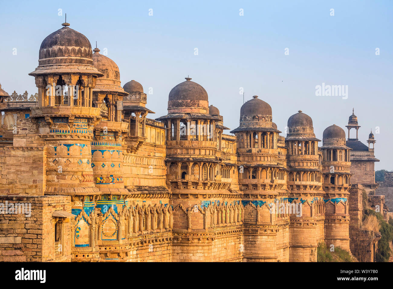 India, Madhya Pradesh, Gwalior, Gwalior Fort, uomo Singh Palace Foto Stock