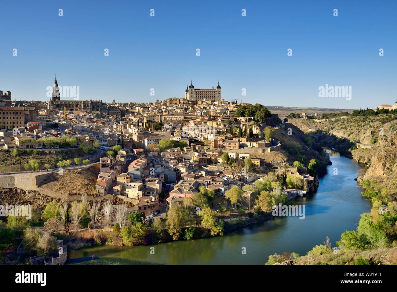 Toledo in serata, un sito Patrimonio Mondiale dell'Unesco. Castilla la Mancha, in Spagna Foto Stock