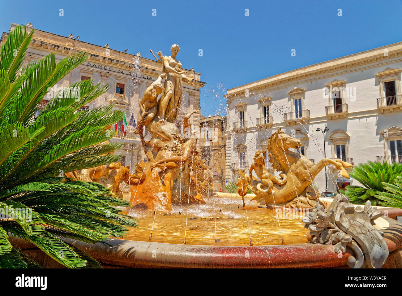 Fontana di Diana a SIRACUSA Città Vecchia, Sicilia, Italia. Foto Stock