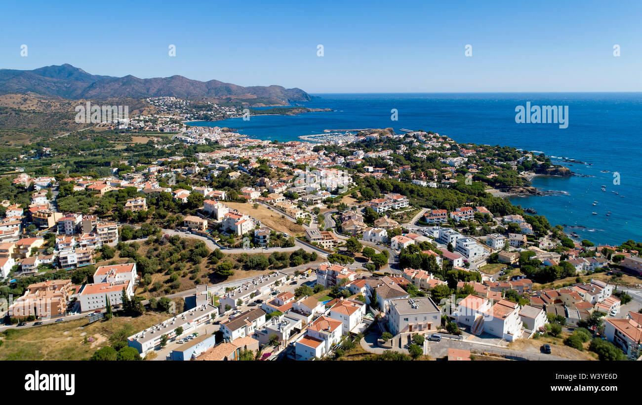 Foto aerea di Llanca in Catalogna, Spagna Foto Stock