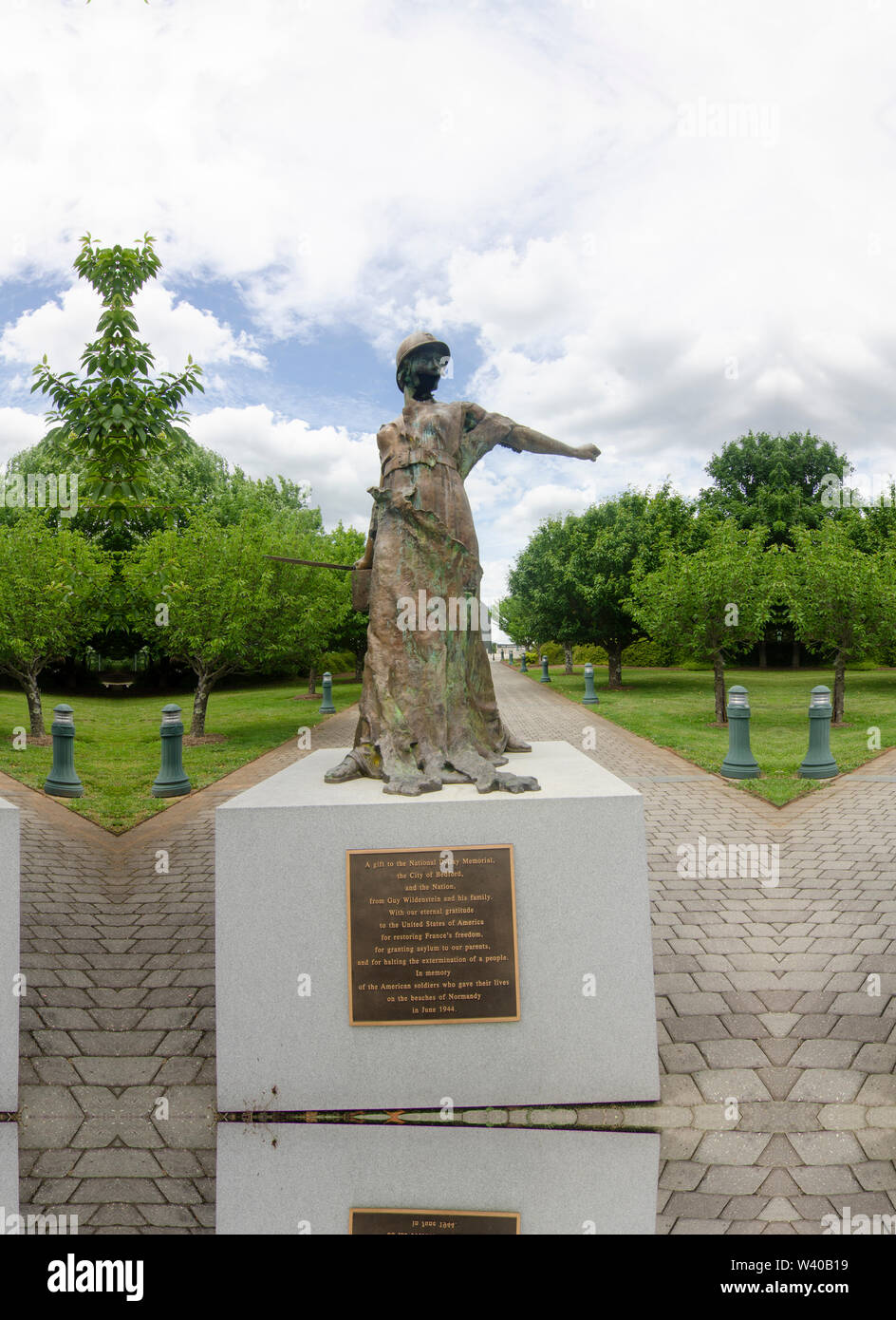 Una statua di D-Day Memorial a Bedford, Virginia commemora coloro le cadde il ripristino in Francia la libertà in memoria di coloro che hanno dato la loro vita. Foto Stock