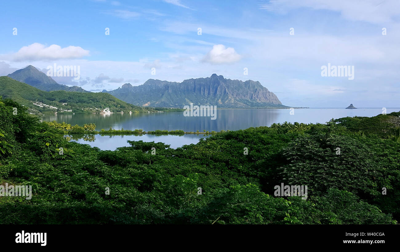 Ancora acqua in Kaneohe Bay Foto Stock