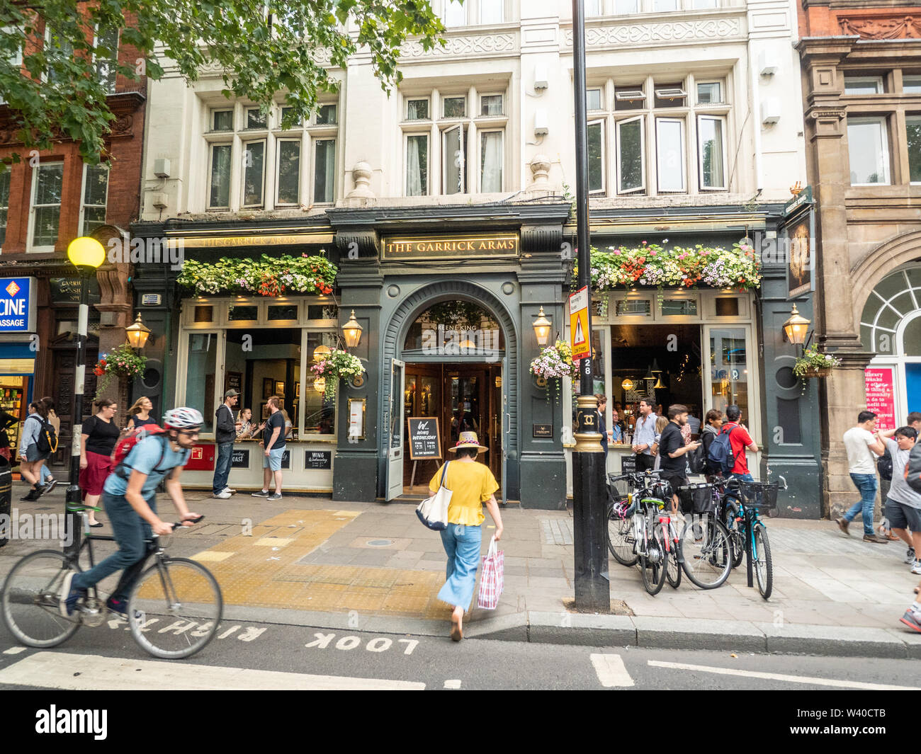 Il Garrick Arms Pub, Charing Cross Road, Leicester Square, Londra Foto Stock