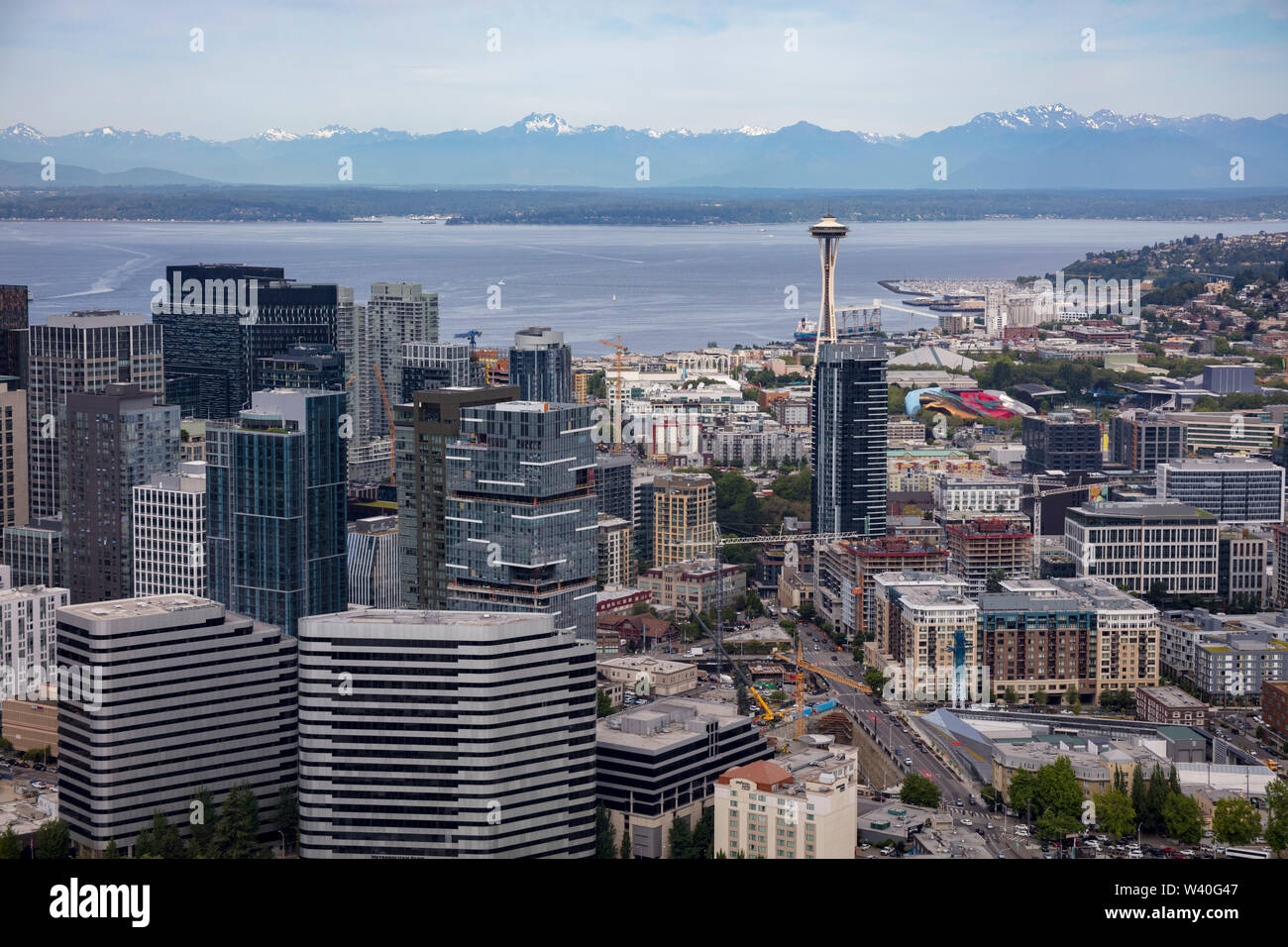 Vista aerea del centro cittadino di Seattle, nello Stato di Washington, USA Foto Stock