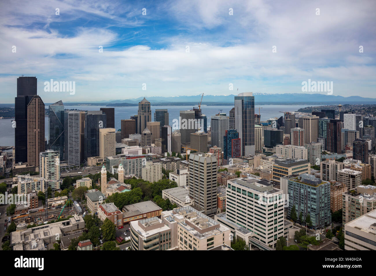 Vista aerea del centro cittadino di Seattle, nello Stato di Washington, USA Foto Stock
