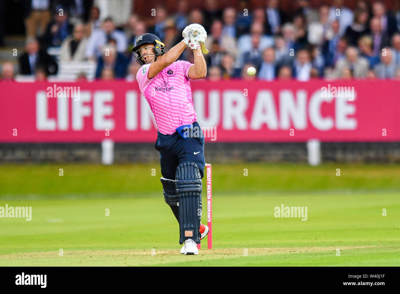 Londra, Regno Unito. 18 lug 2019. Daivd Malan (C) del Middlesex durante T20 vitalità Fixture Blast tra Middesex vs Essex aquile al Lord Cricket Ground giovedì, luglio 18, 2019 a Londra Inghilterra. Credito: Taka G Wu/Alamy Live News Foto Stock