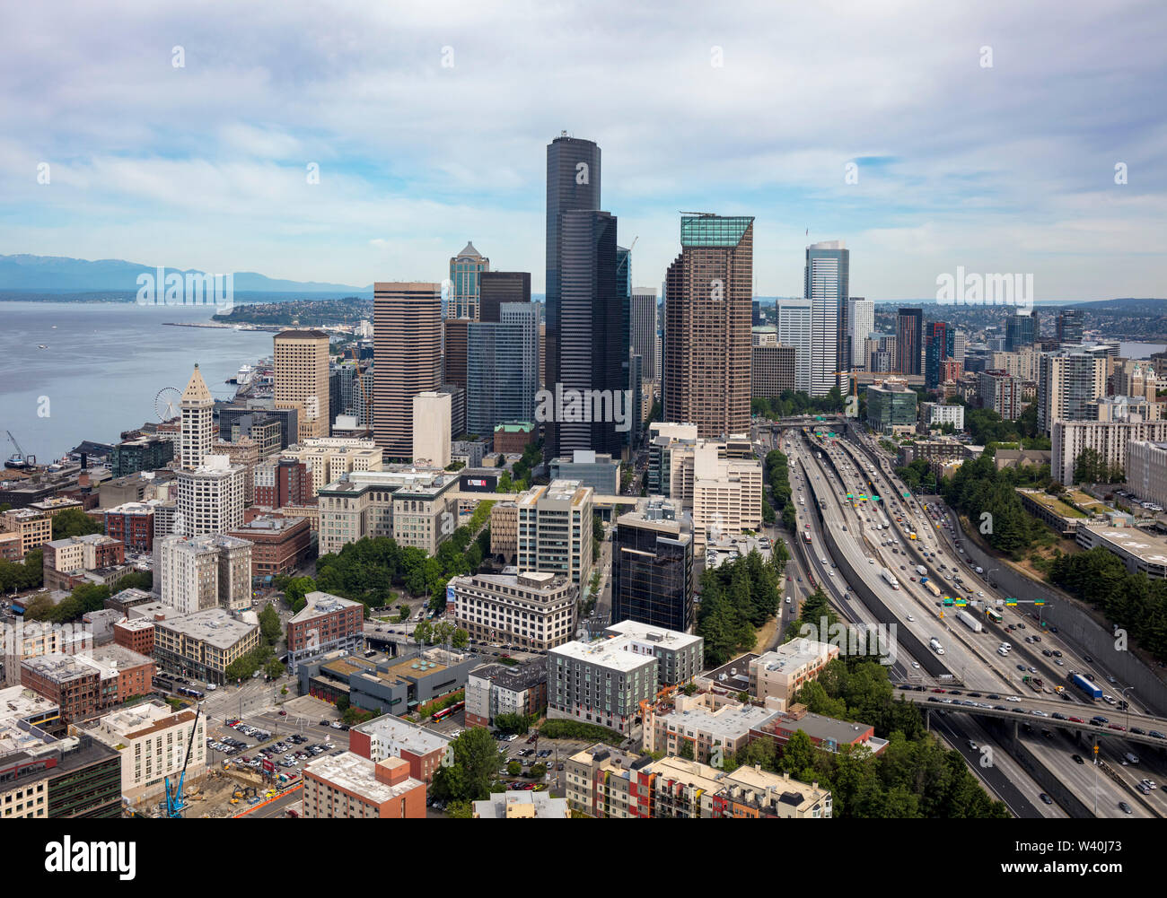 Vista aerea del centro cittadino di Seattle, nello Stato di Washington, USA Foto Stock